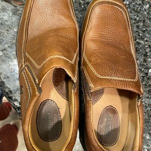 Men’s lightly worn BORN shoes